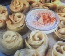 Манты со сметаной