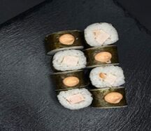 Маки с курицей