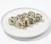 Ролл Филадельфия в кунжуте