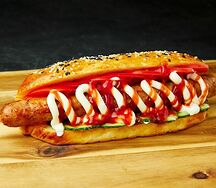 Хот-дог с говяжьей колбаской