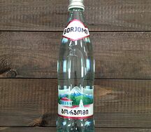 Минеральная вода Borjomi газированная