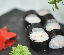 Маки с креветкой