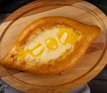 Хачапури по-аджарски