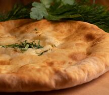Хачапури с сыром и зеленью