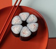 Мини ролл с крабом