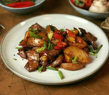 Говядина с овощами Wok