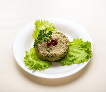 Стручковая фасоль с грецкими орехами