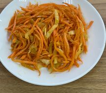 Салат из корейской моркови с капустой