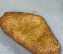 Пирожок с картошкой жареный