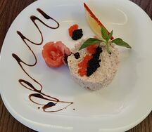 Салат с кальмаром