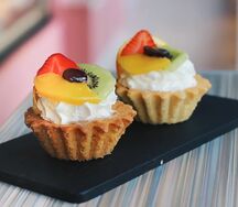 Пирожное Корзиночка с фруктами