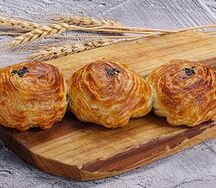 Самса на шпажке с бараниной