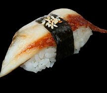 Суши с угрём