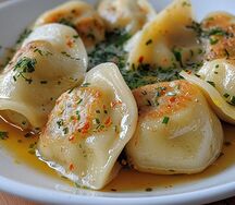 Пельмени ручной лепки куриные