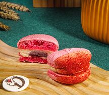 Макаронс Клубничный Пломбир