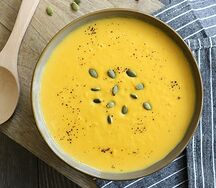 Тыквенный крем-суп с гренками