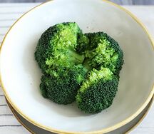 Отварные брокколи