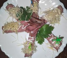 Рулет с ветчиной