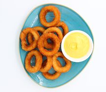 Луковые кольца в панировке