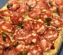 Пицца Салями с грибами