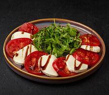 Салат Капрезе