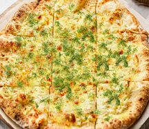 Лепешка с зеленью и сыром