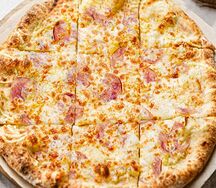 Лепешка с ветчиной и сыром