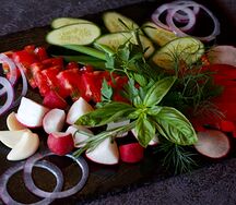 Ассорти свежих овощей