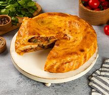 Осетинский пирог Фыдджын с говядиной