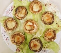 Шампиньоны с сыром