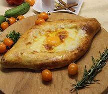 Хачапури по-аджарски