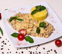 Бефстроганов из телятины