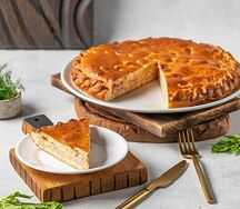 Пирог с ветчиной и сыром