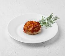 Тефтелька мясная в красном соусе