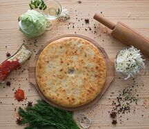 Осетинский пирог с сыром и капустой