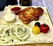 Шашлык из свиных рёбрышек на углях