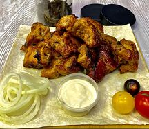 Шашлык из cвинoй шеи на углях