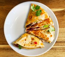 Кесадилья с курицей