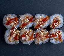 Тонкий ролл с угрем