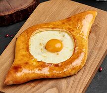 Хачапури по-аджарски