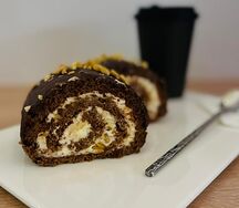 Рулет Сникерс