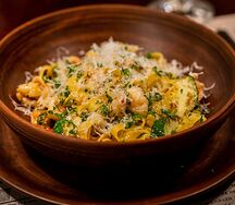Лапша с морскими гадами