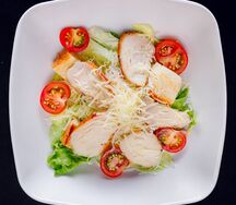 Цезарь с курицей