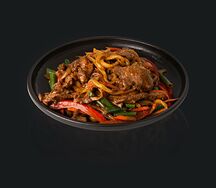 Лапша с говядиной в перечном соусе