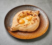 Хачапури по-аджарски