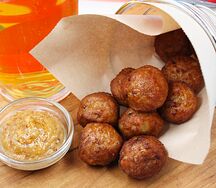 Митболы с баварской горчицей
