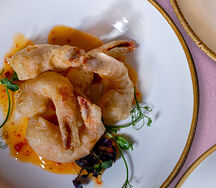 Креветки в кляре с соусом Жгучий манго