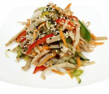 Салат с кальмаром Восточный