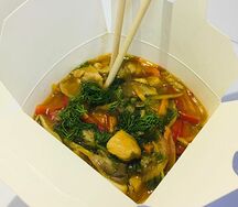Лапша Яичная со свининой и вешенками