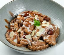 Вареники шоколадные с фиником